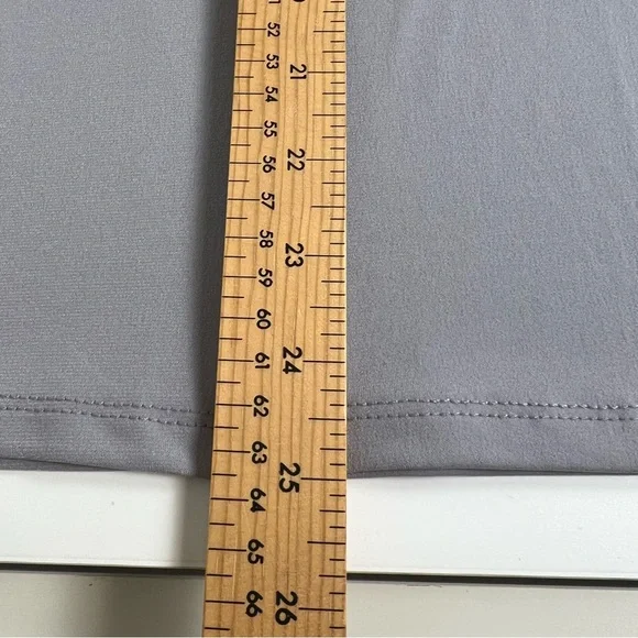 Gray Sleeveless Blouse - Picture 6 of 7